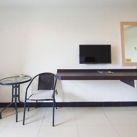 B Space Residence Nong Prue Exteriér fotografie