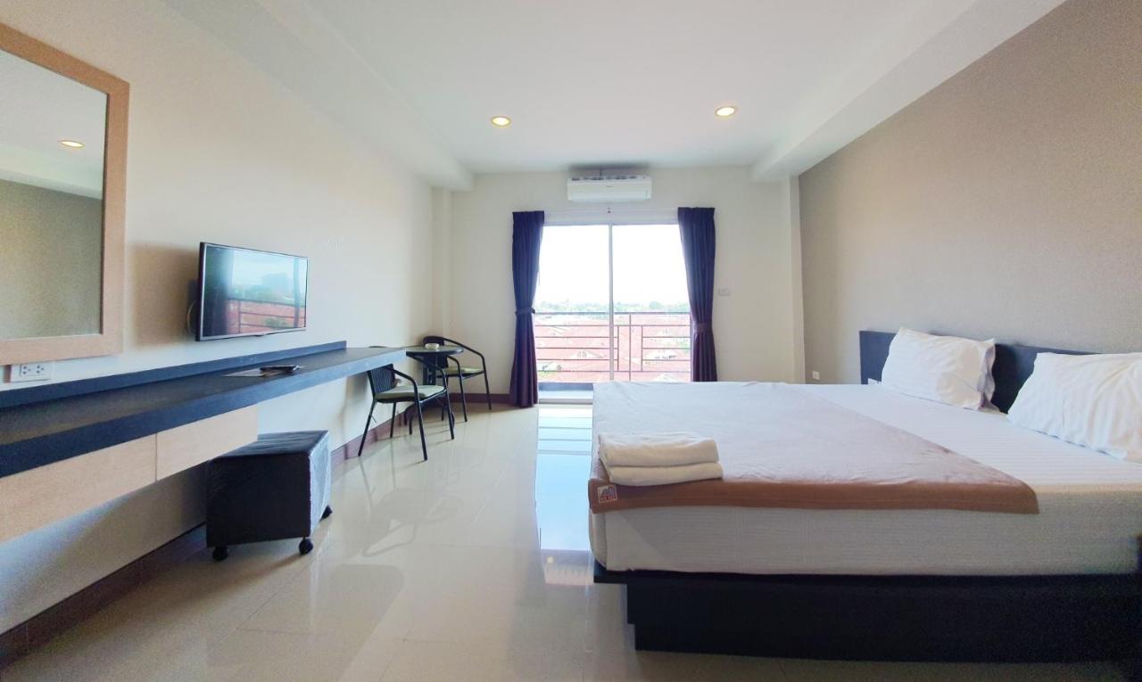 B Space Residence Nong Prue Exteriér fotografie